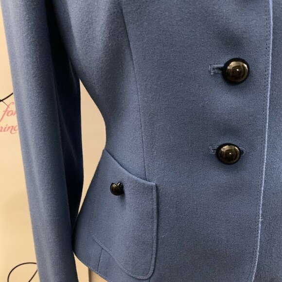TAHARI. ARTHUR S. LEVINE. Size 2 Petite. Blue Lined Professional Blazer. DB - Picture 3 of 8